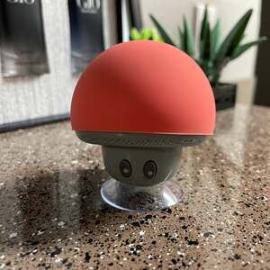 Mini Mushroom Wireless Bluetooth Speaker with Suction Cup